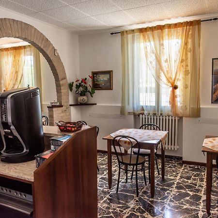 Agriturismo Il Girasole Асизи Екстериор снимка