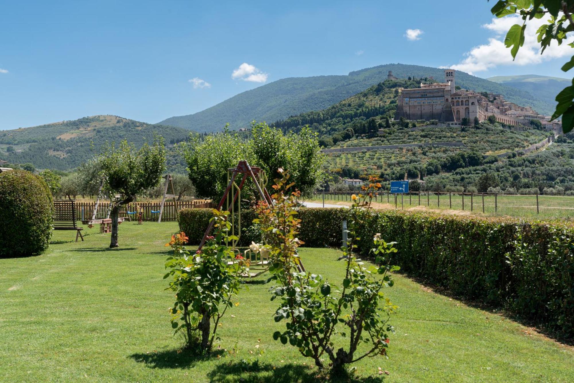 Agriturismo Il Girasole Асизи Екстериор снимка