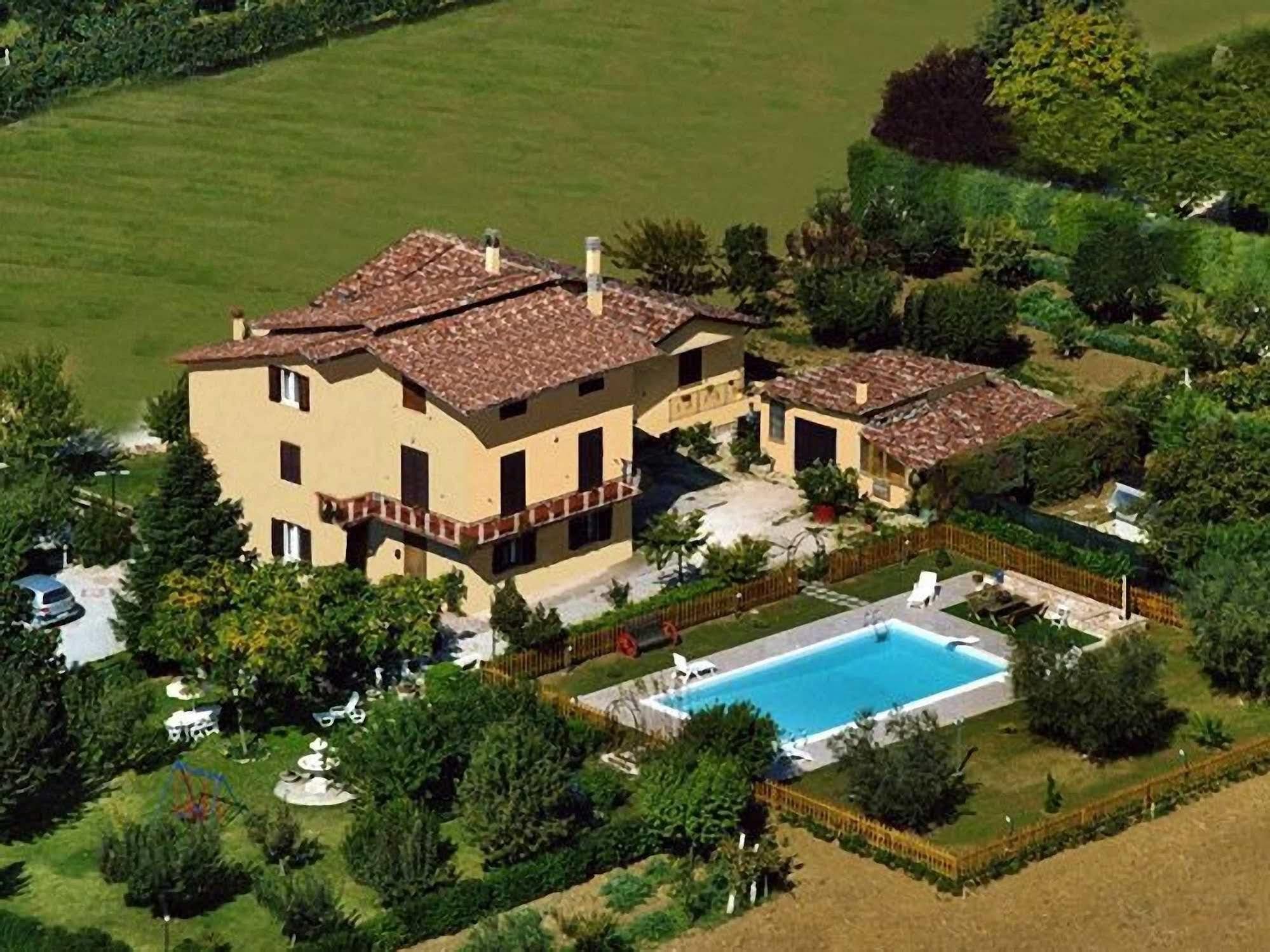 Agriturismo Il Girasole Асизи Екстериор снимка