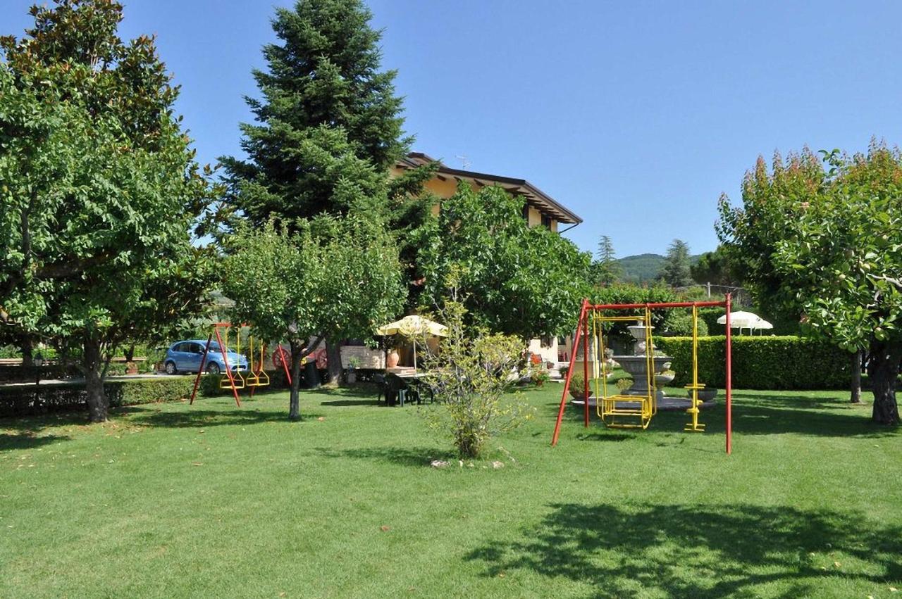 Agriturismo Il Girasole Асизи Екстериор снимка
