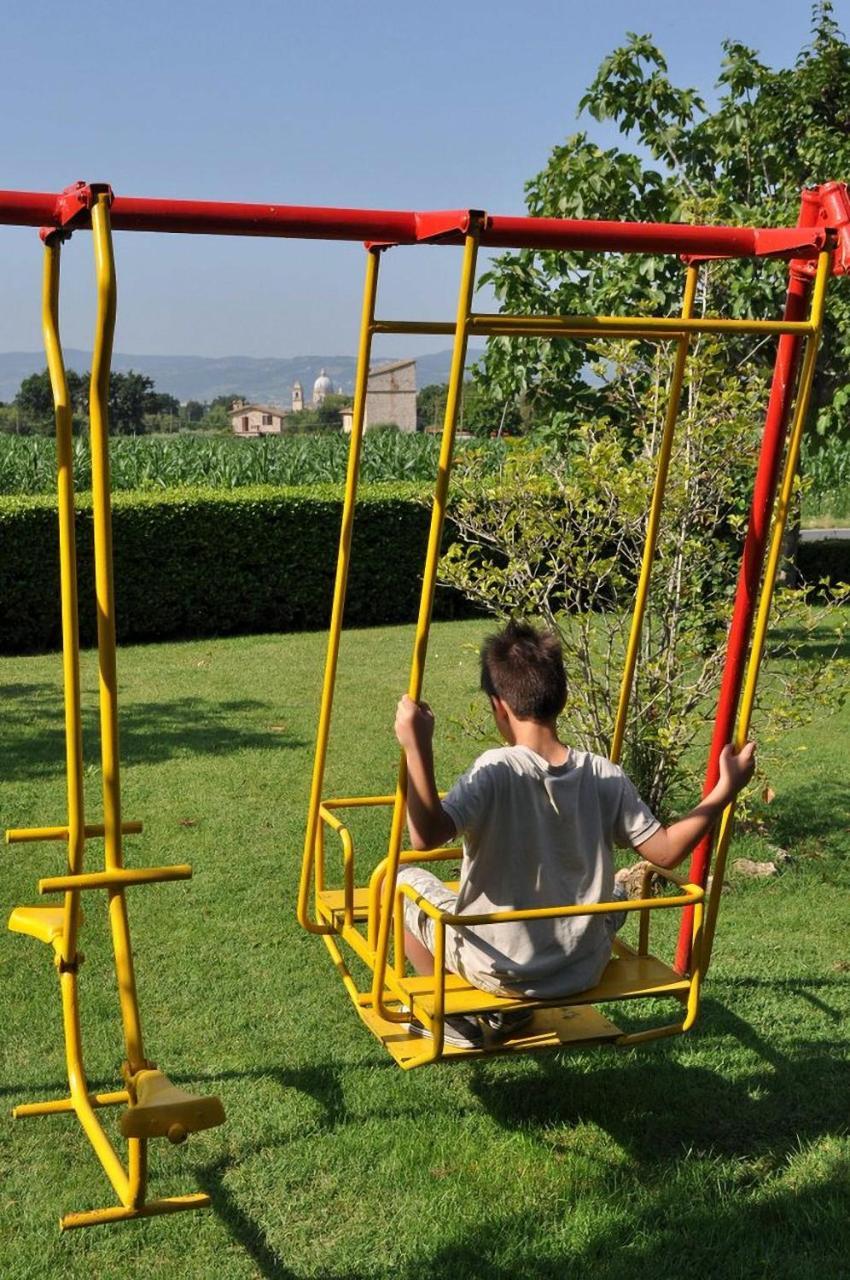 Agriturismo Il Girasole Асизи Екстериор снимка