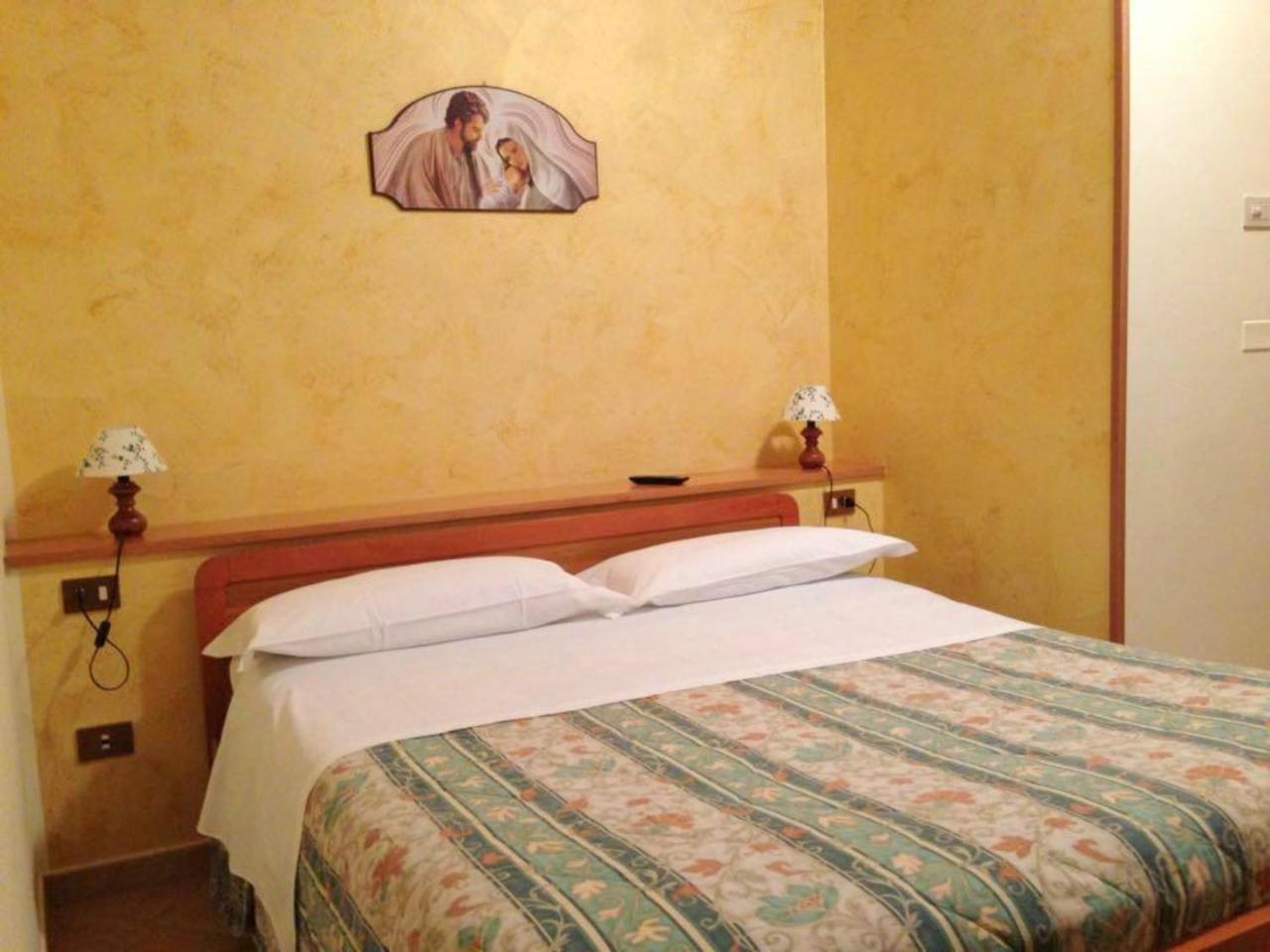 Agriturismo Il Girasole Асизи Екстериор снимка